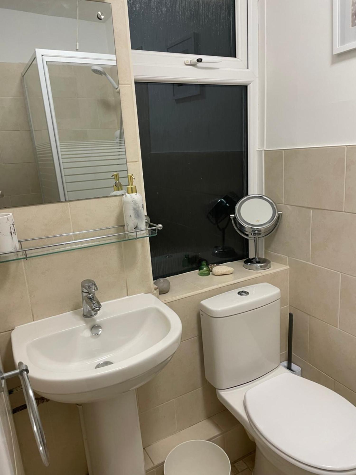 Cute 1 Bed Apartment 2 Mins From The Sea - Sleeps 4, Flat 8 The Gables, Church Street, Λάιμ Ρέγκις Εξωτερικό φωτογραφία