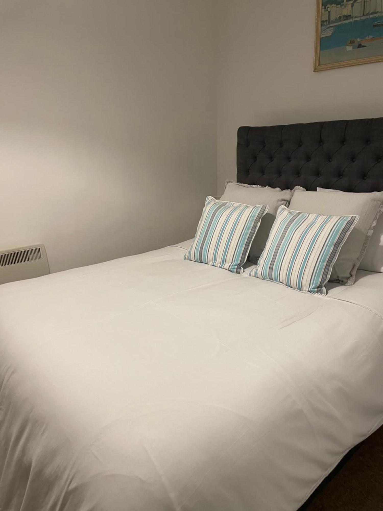 Cute 1 Bed Apartment 2 Mins From The Sea - Sleeps 4, Flat 8 The Gables, Church Street, Λάιμ Ρέγκις Εξωτερικό φωτογραφία