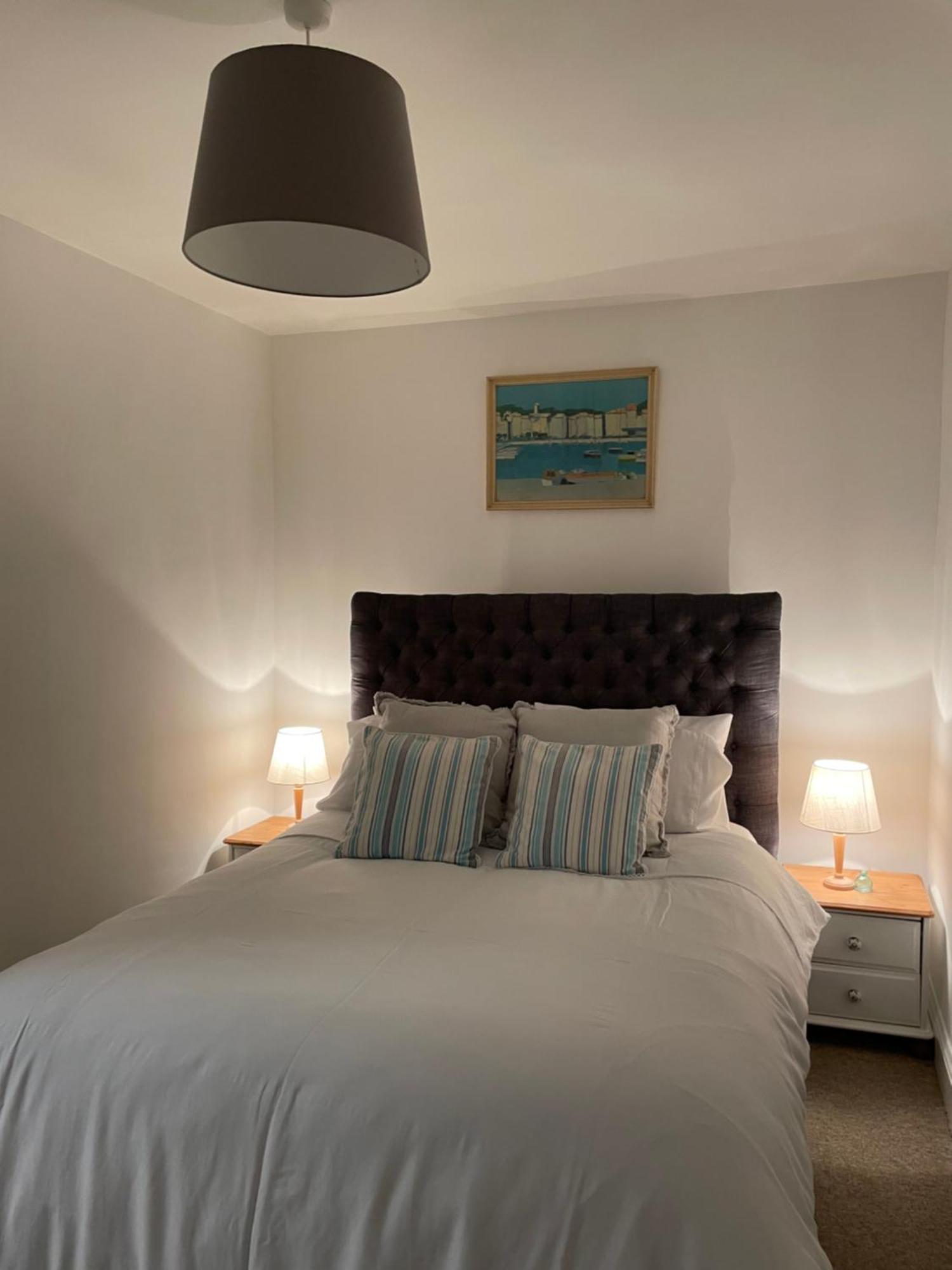 Cute 1 Bed Apartment 2 Mins From The Sea - Sleeps 4, Flat 8 The Gables, Church Street, Λάιμ Ρέγκις Εξωτερικό φωτογραφία